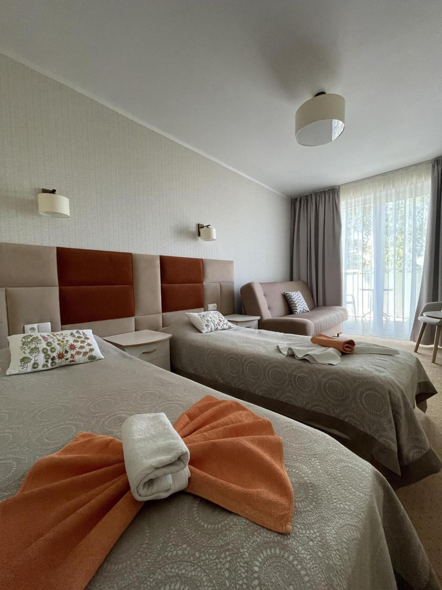 Damroka Bed & Breakfast Łeba Eksteriør bilde